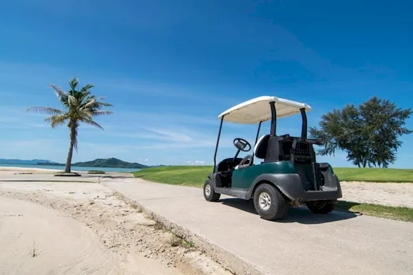 Read more about the article Elevate Your Golf Cart Experience with Lift Kits