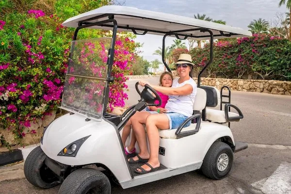You are currently viewing Must-Have Accessories for Golf Carts
