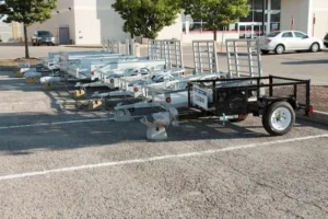 Read more about the article The Advantages of Owning a Utility Trailer for Small Businesses
